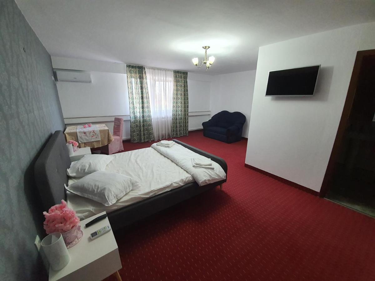 Bon Ton Residence Drobeta Turnu Severin Esterno foto