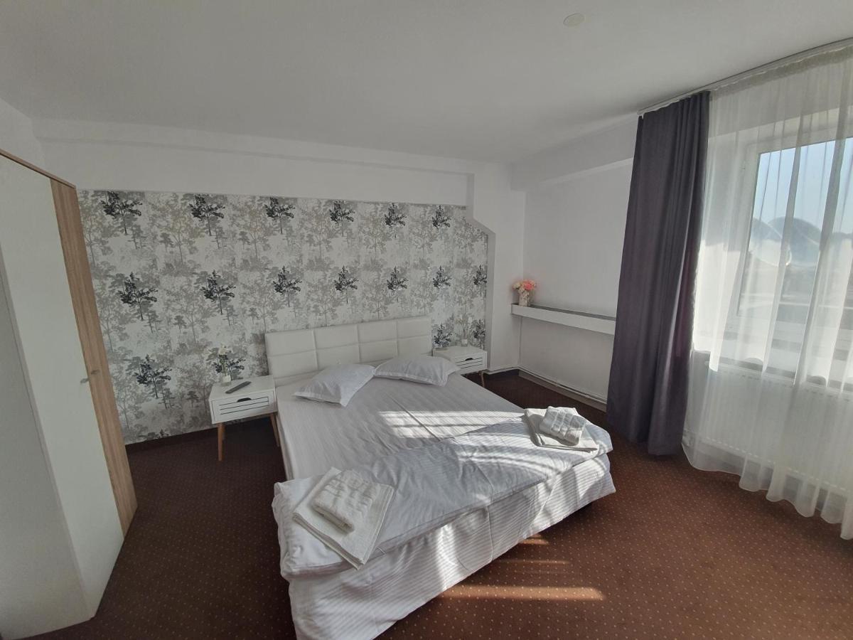 Bon Ton Residence Drobeta Turnu Severin Esterno foto