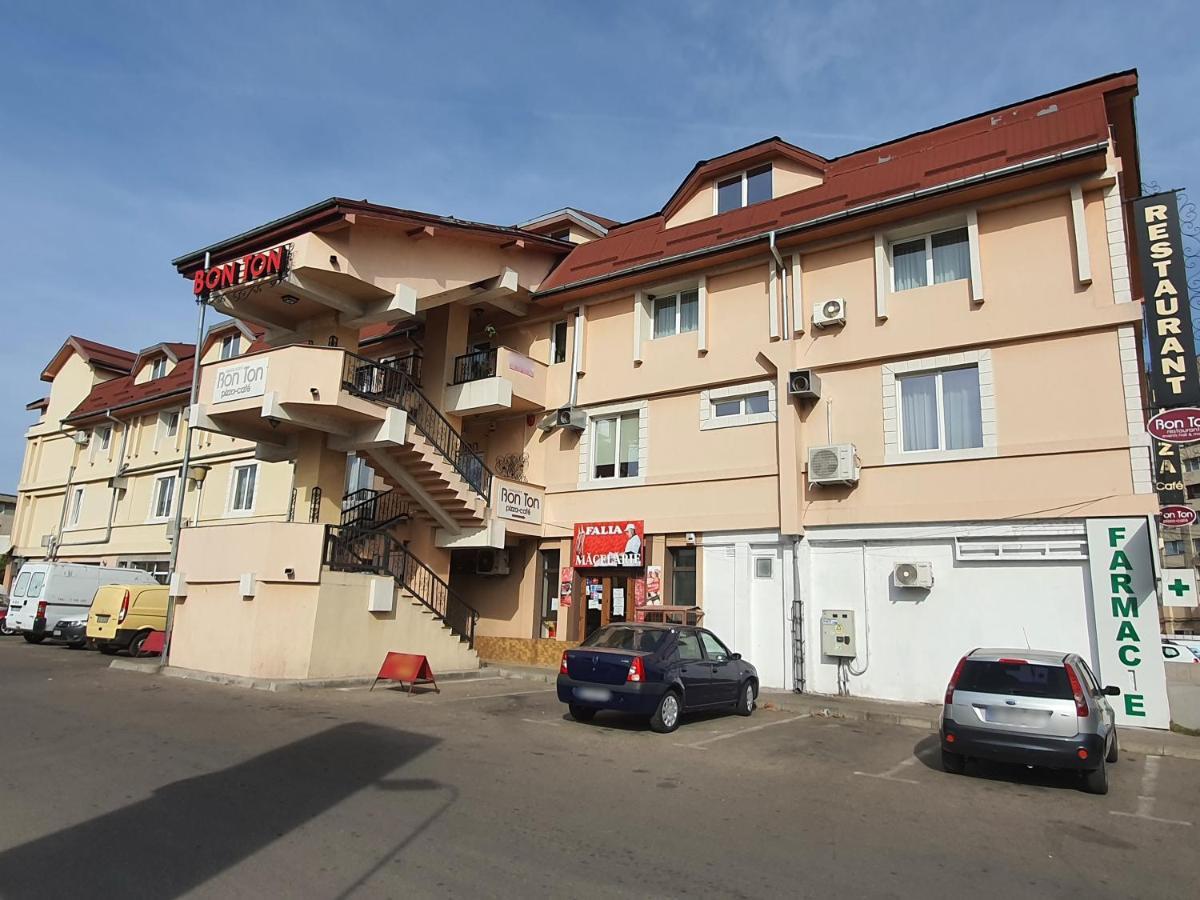 Bon Ton Residence Drobeta Turnu Severin Esterno foto